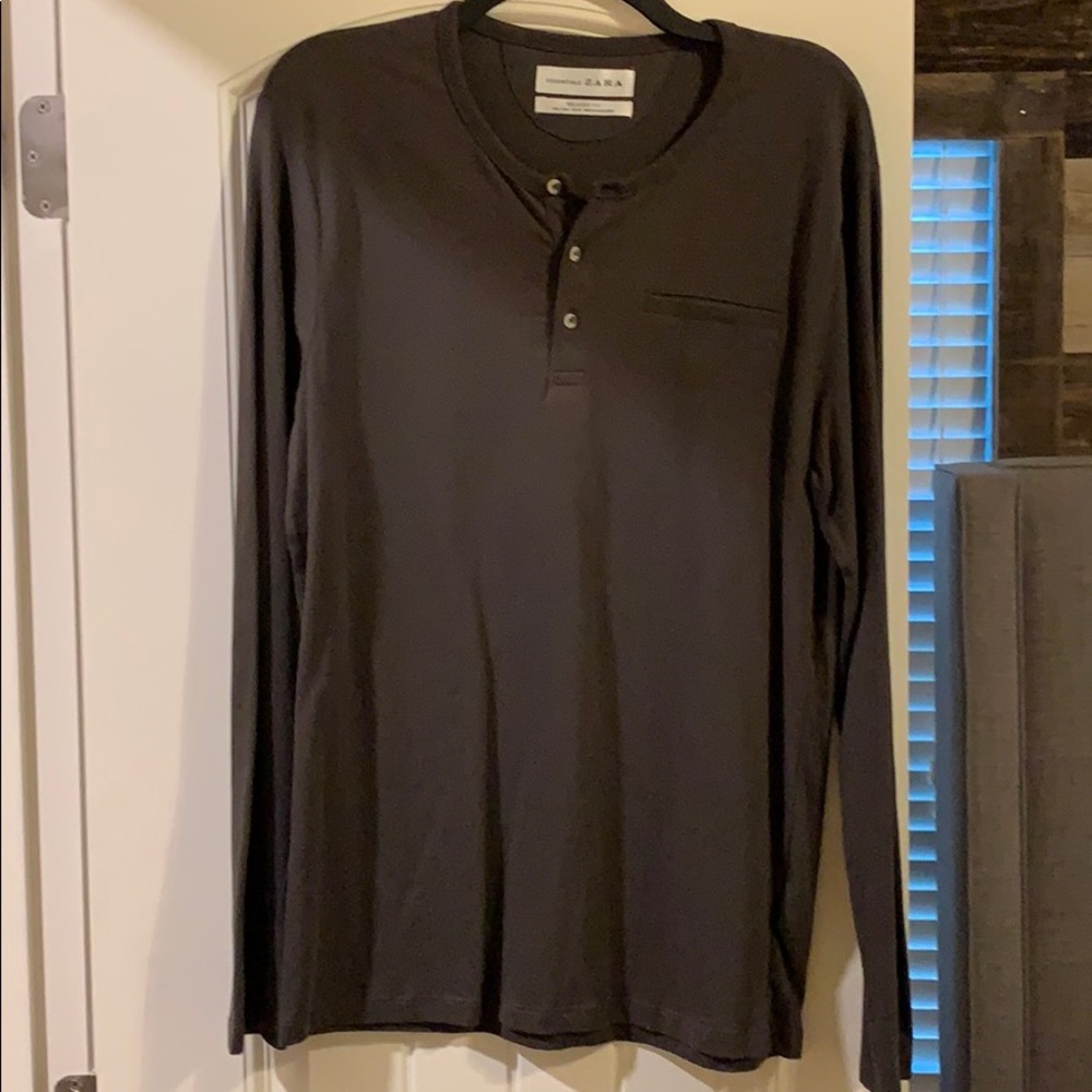 Men’s Zara grey Henley Long Steve Size L